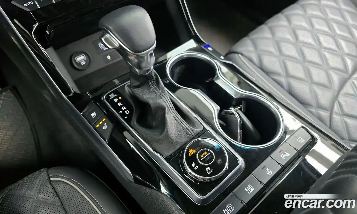 Kia Mohave 2022 3.0 Автомат в Москве № 817115, фото 9