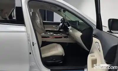 Genesis GV70 2023 2.5 Автомат в Москве № 817232, миниатюра 11