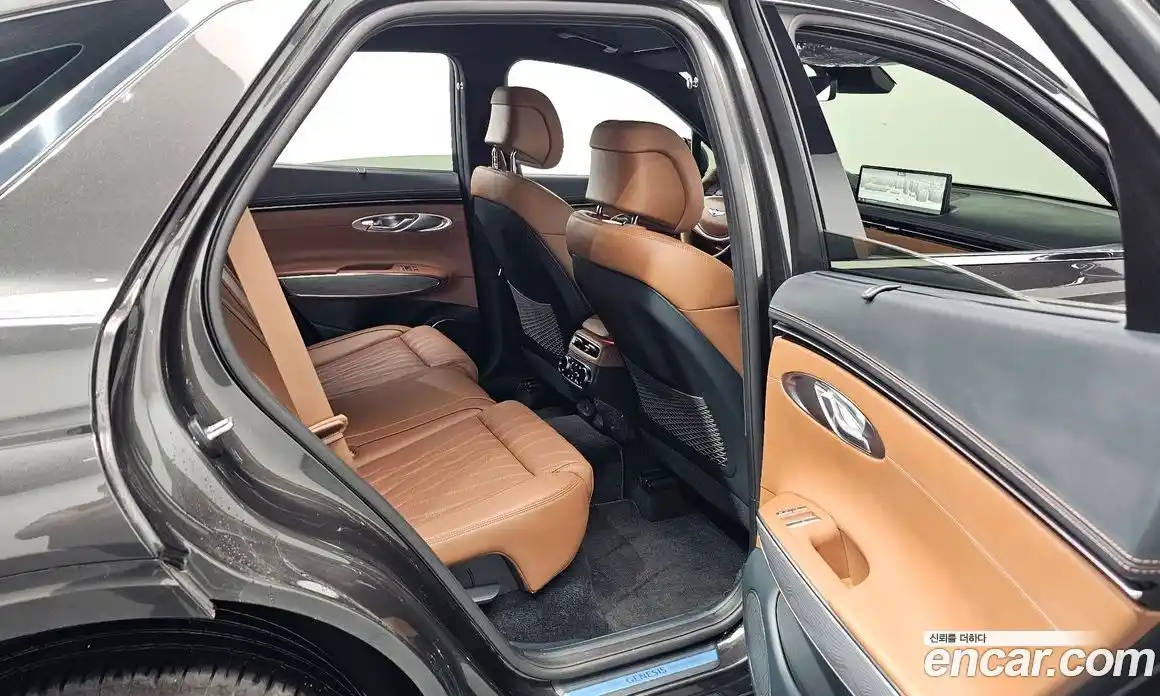 Genesis GV70 2023 2.5 Автомат в Москве № 817234, фото 11