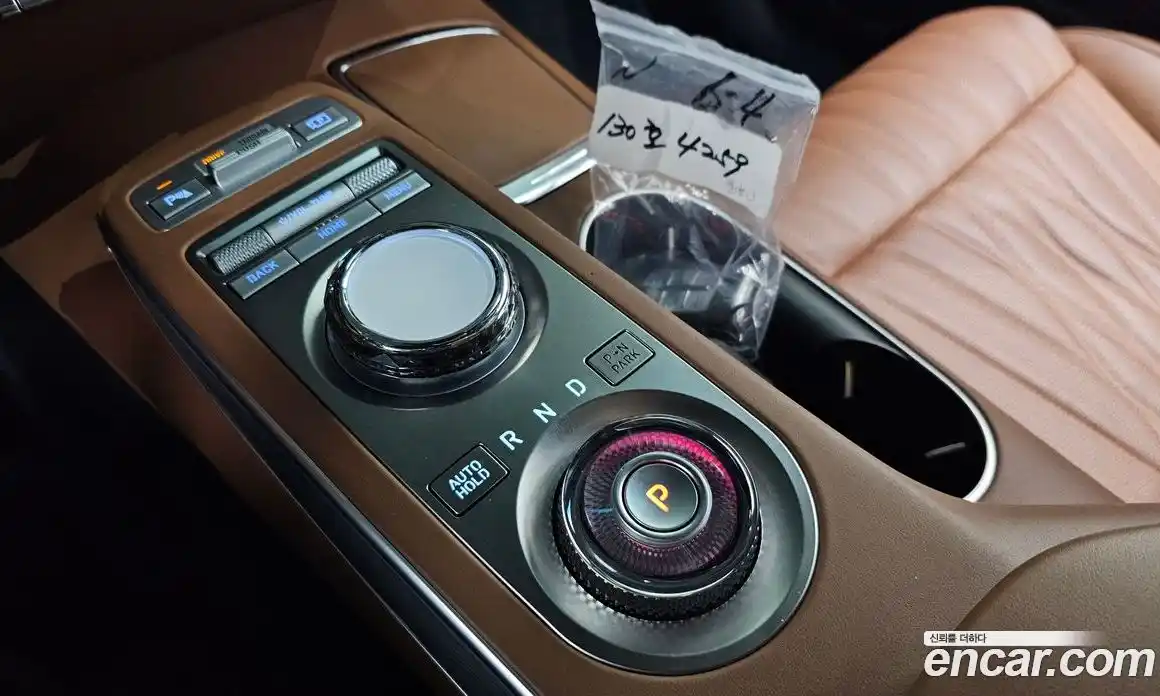 Genesis GV70 2023 2.5 Автомат в Москве № 817234, фото 9