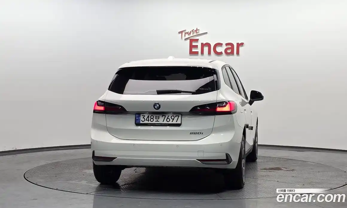 BMW 2-Series 2024 2.0 Автомат в Москве № 817338, фото 3