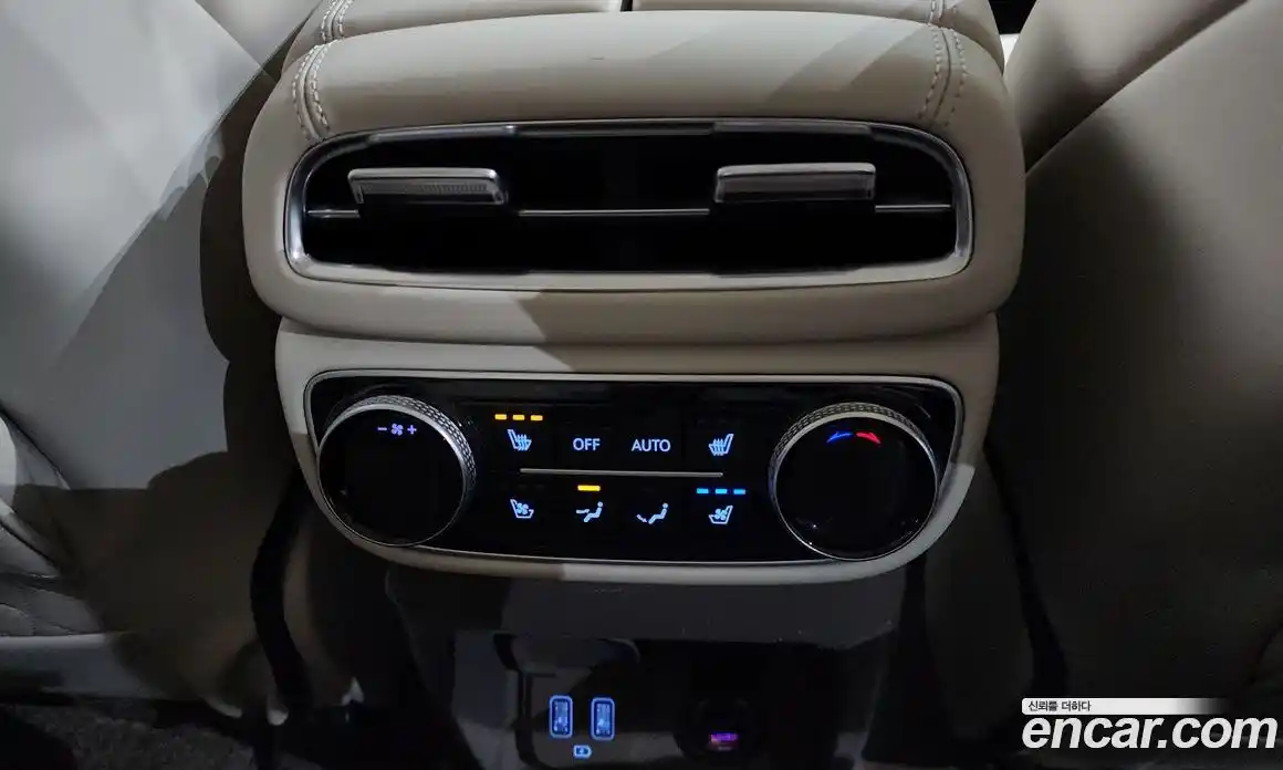 Genesis GV80 2023 2.5 Автомат в Москве № 817392, фото 18