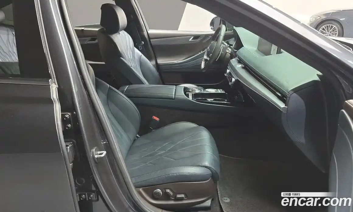 Genesis G80 2020 2.5 Автомат в Москве № 817430, фото 10