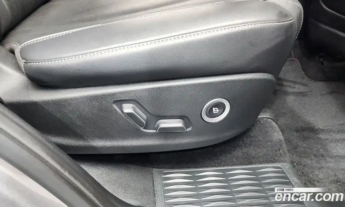 Genesis GV80 2020 3.0 Автомат в Москве № 817448, фото 18