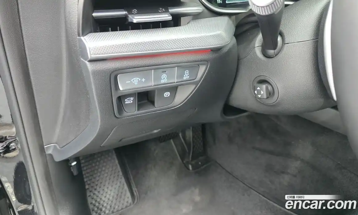 Genesis G80 2023 2.5 Автомат в Москве № 817515, фото 14