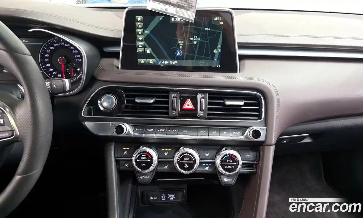 Genesis G70 2019 2.0 Автомат в Москве № 817574, фото 16