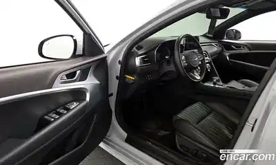 Genesis G70 2019 2.0 Автомат в Москве № 817574, миниатюра 10