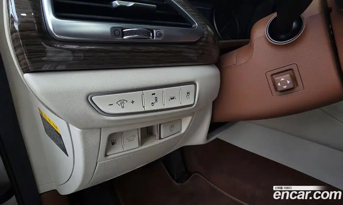 Genesis G90 2020 3.8 Автомат в Москве № 817667, фото 15