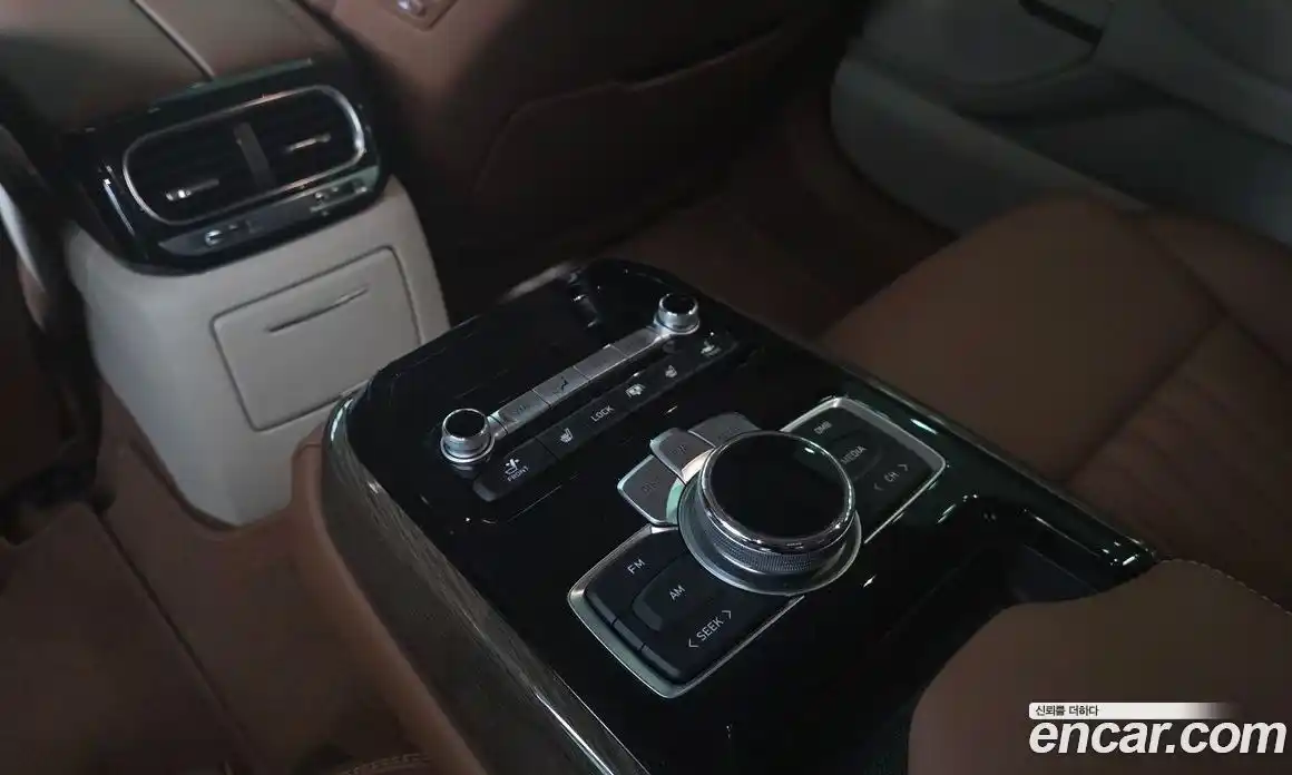 Genesis G90 2020 3.8 Автомат в Москве № 817667, фото 16