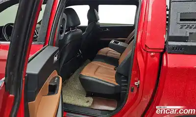 SsangYong Rexton 2018 2.2 Автомат в Москве № 818454, миниатюра 11