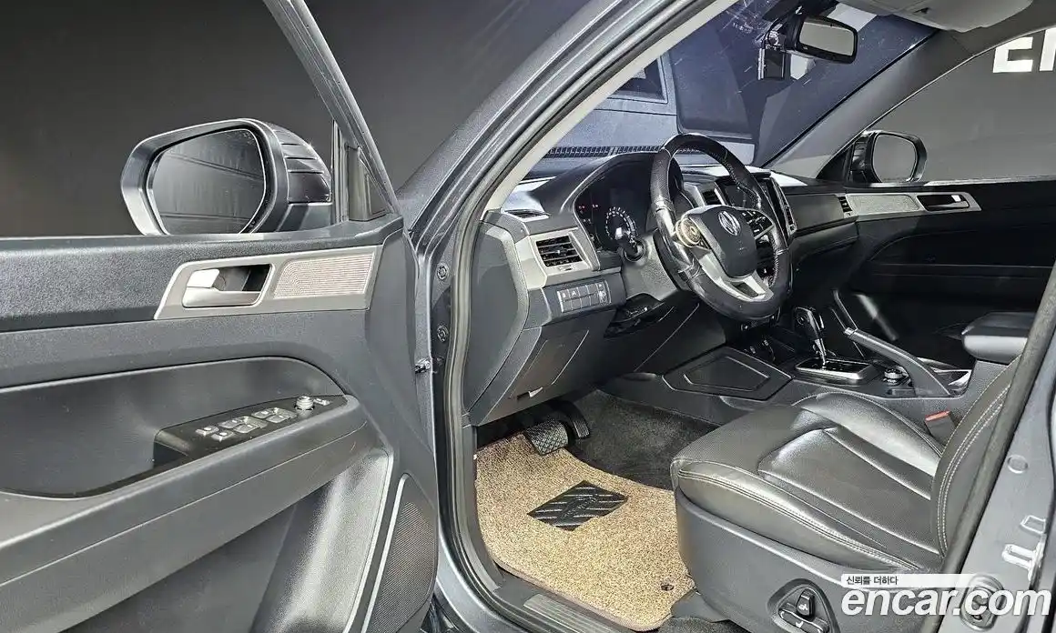 SsangYong Rexton 2018 2.2 Автомат в Москве № 818613, фото 10