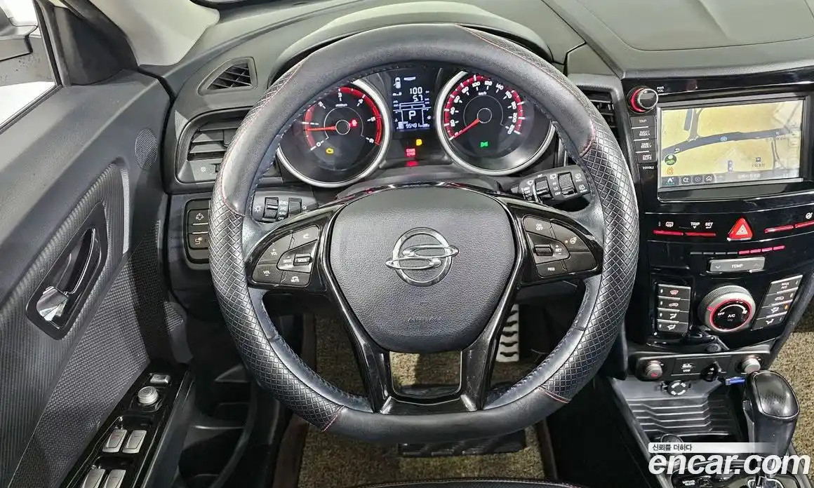 SsangYong TIBOLI 2016 1.6 Автомат в Москве № 818618, фото 13