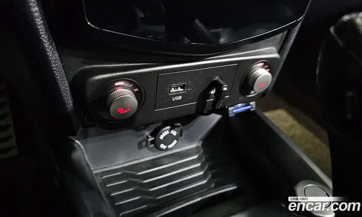 SsangYong TIBOLI 2016 1.6 Автомат в Москве № 818618, фото 17