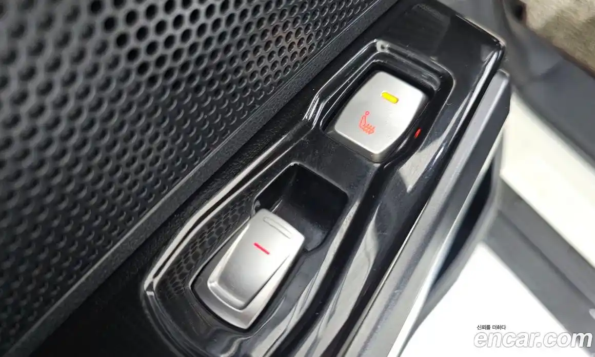 SsangYong TIBOLI 2016 1.6 Автомат в Москве № 818618, фото 18