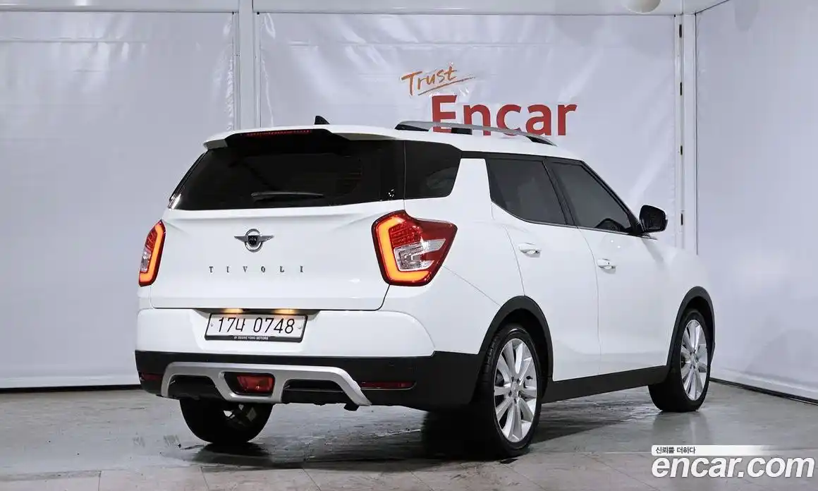 SsangYong TIBOLI 2016 1.6 Автомат в Москве № 818618, фото 2