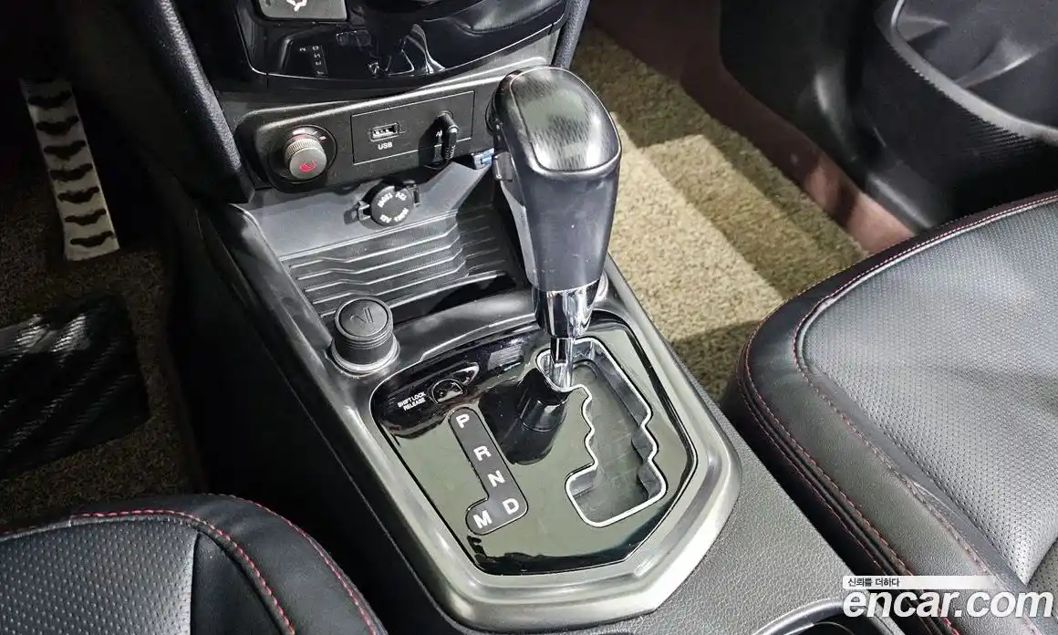 SsangYong TIBOLI 2016 1.6 Автомат в Москве № 818618, фото 9