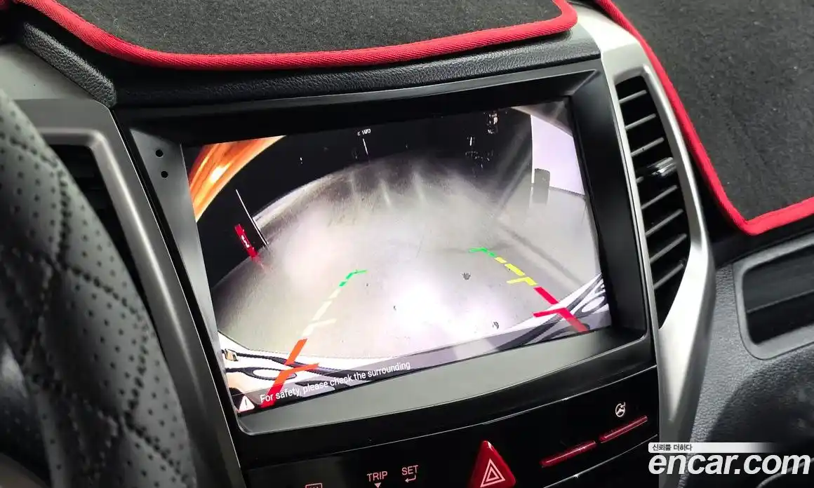 SsangYong TIBOLI 2015 1.6 Автомат в Москве № 818665, фото 15