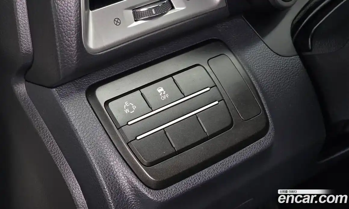 SsangYong TIBOLI 2015 1.6 Автомат в Москве № 818665, фото 16