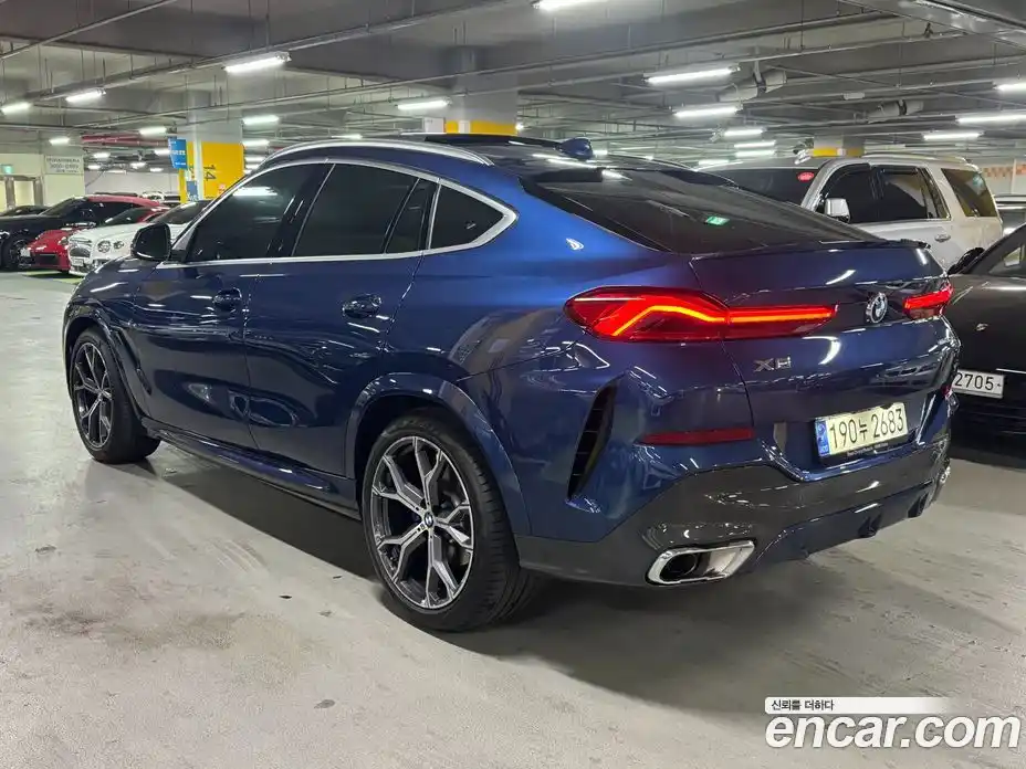 BMW X6 2023 3.0 Автомат в Москве № 818910, фото 4
