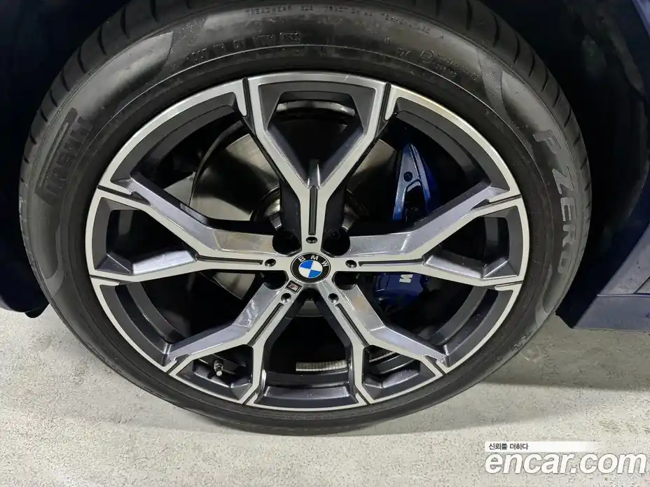 BMW X6 2023 3.0 Автомат в Москве № 818910, фото 6