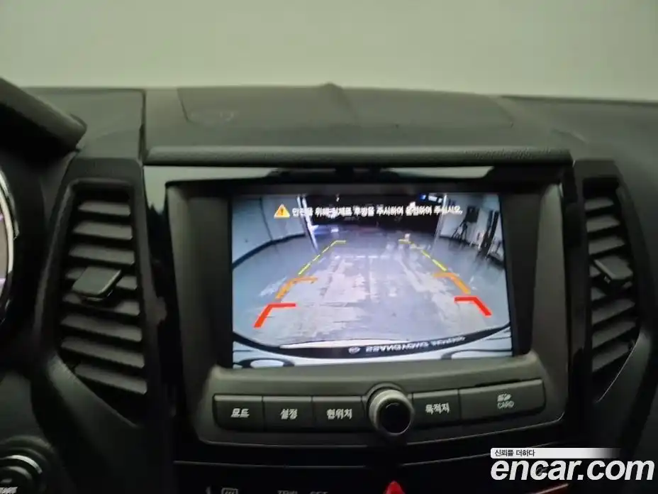 SsangYong TIBOLI 2016 1.6 Автомат в Москве № 818985, фото 14