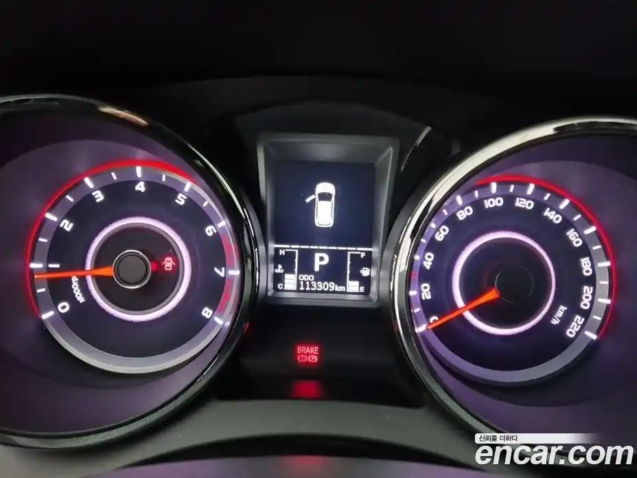 SsangYong TIBOLI 2016 1.6 Автомат в Москве № 818985, фото 6