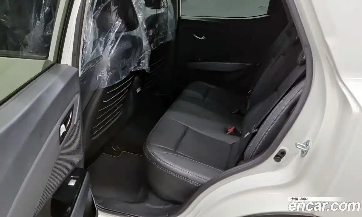 SsangYong TIBOLI 2018 1.6 Автомат в Москве № 818995, фото 10