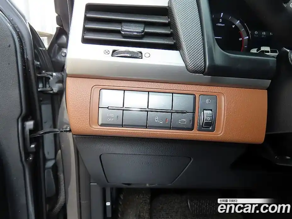 SsangYong Rexton 2018 2.2 Автомат в Москве № 819052, фото 13