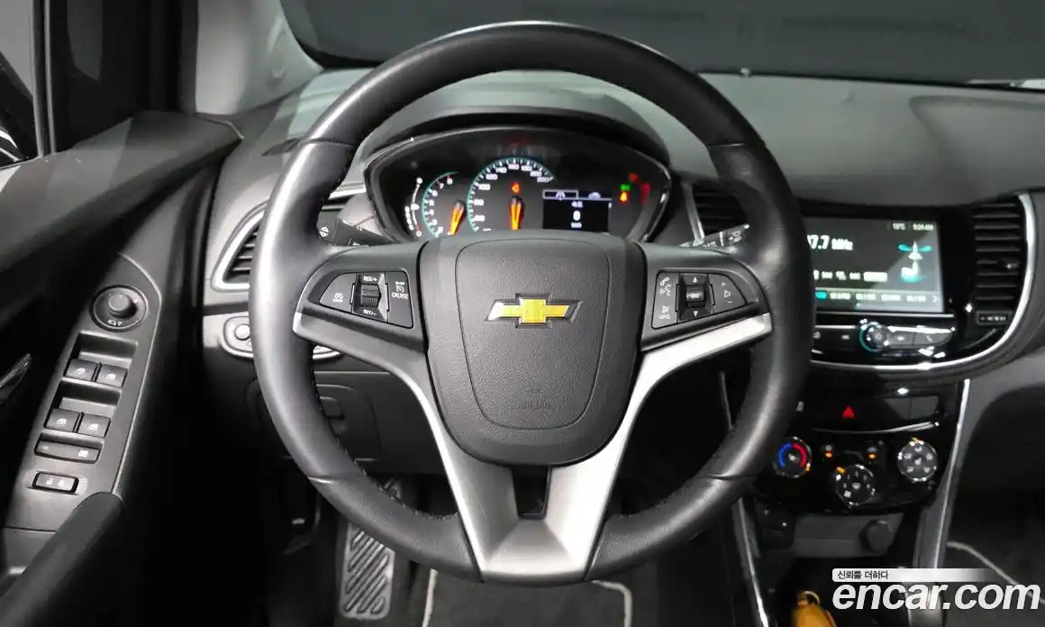 Chevrolet Trax 2019 1.4 Автомат в Москве № 819155, фото 13