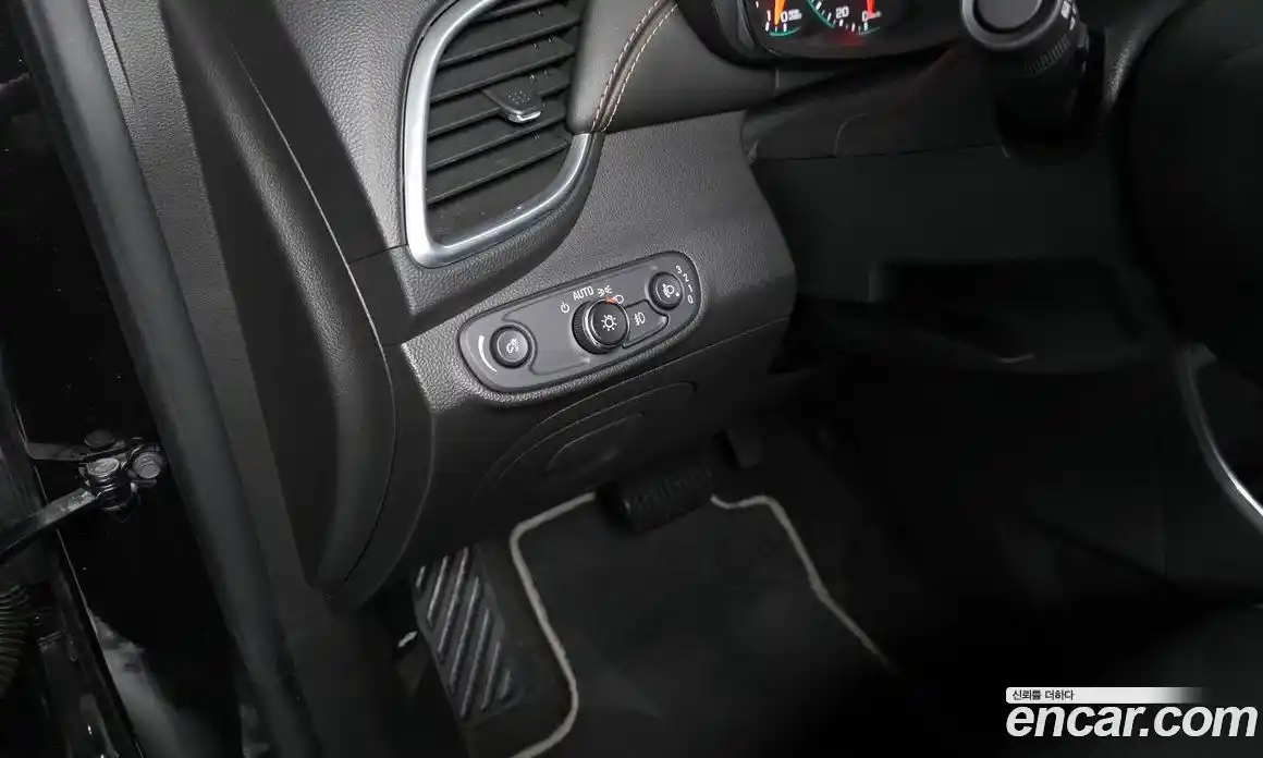 Chevrolet Trax 2019 1.4 Автомат в Москве № 819155, фото 14
