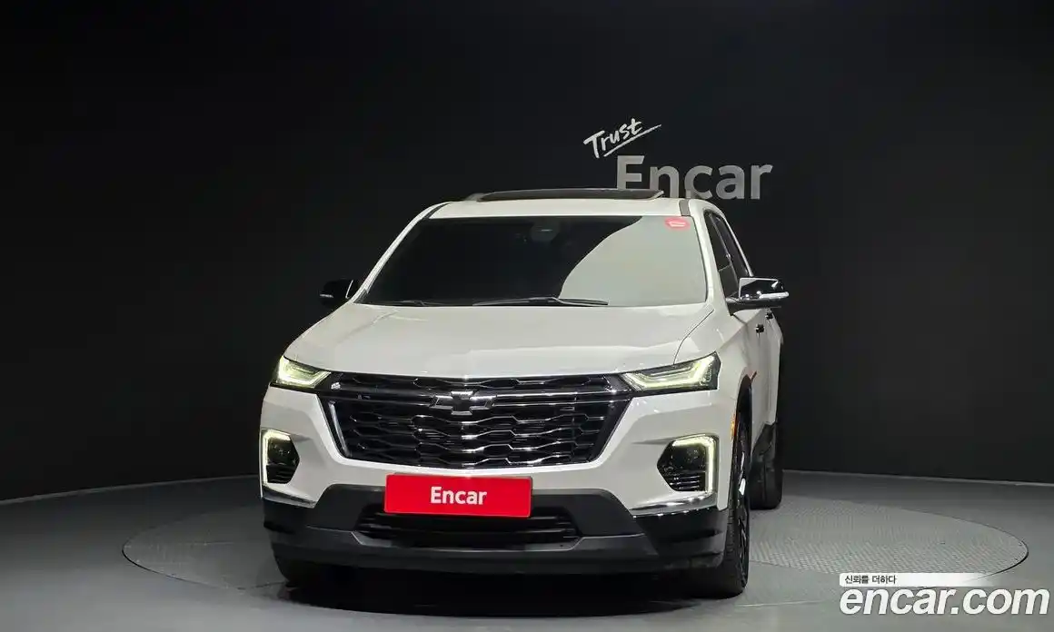 Chevrolet Traverse 2023 3.6 Автомат в Москве № 819293, фото 3