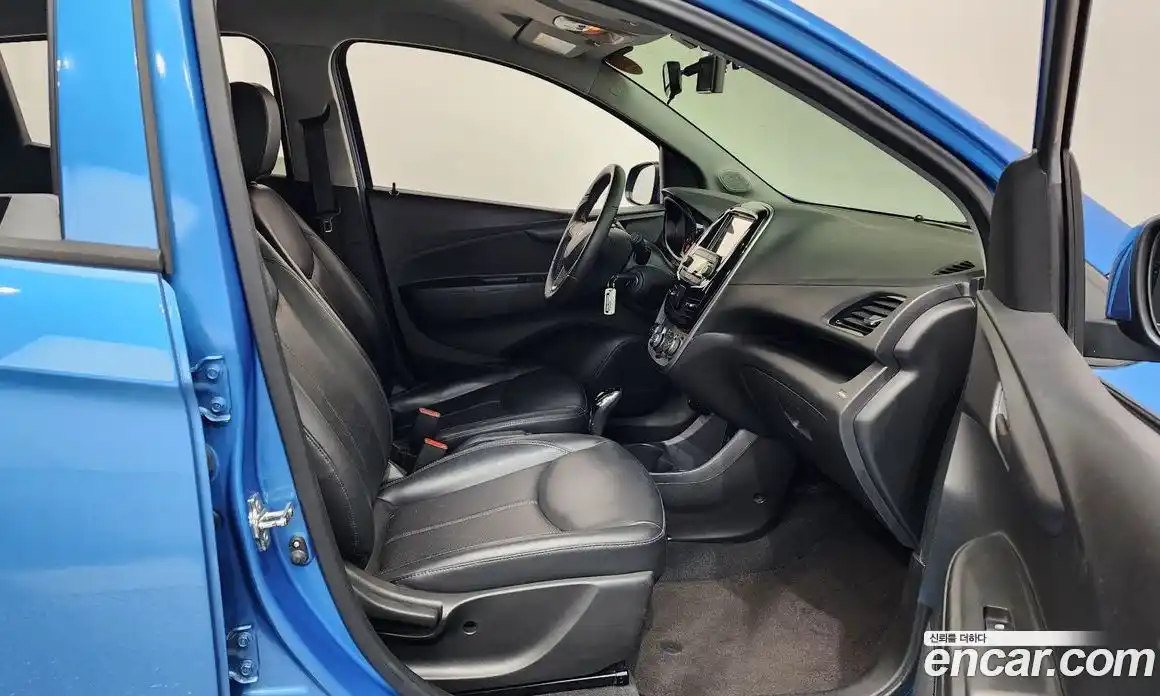 Chevrolet Spark 2017 1.0 Автомат в Москве № 819619, фото 11