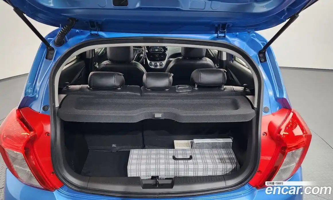 Chevrolet Spark 2017 1.0 Автомат в Москве № 819619, фото 20