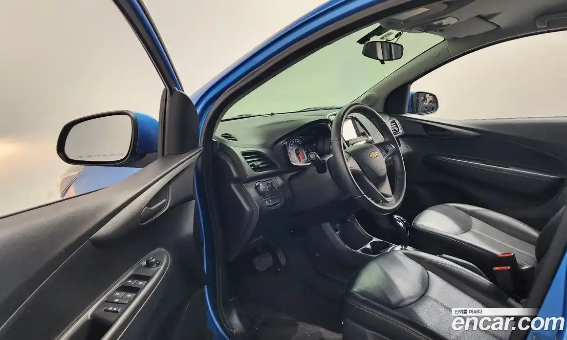 Chevrolet Spark 2017 1.0 Автомат в Москве № 819619, фото 10