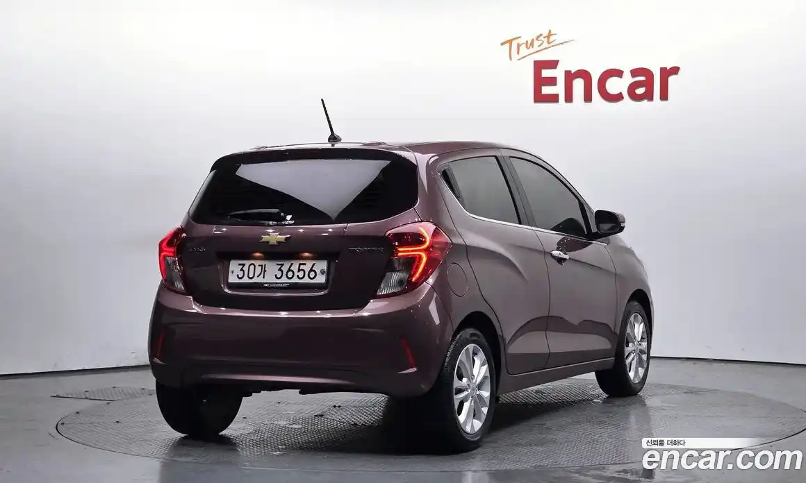 Chevrolet Spark 2018 1.0 Автомат в Москве № 819651, фото 2