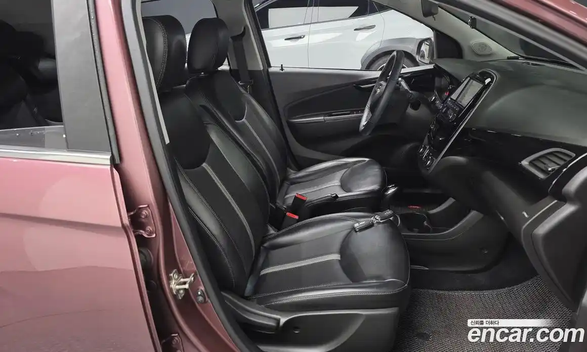 Chevrolet Spark 2018 1.0 Автомат в Москве № 819651, фото 10