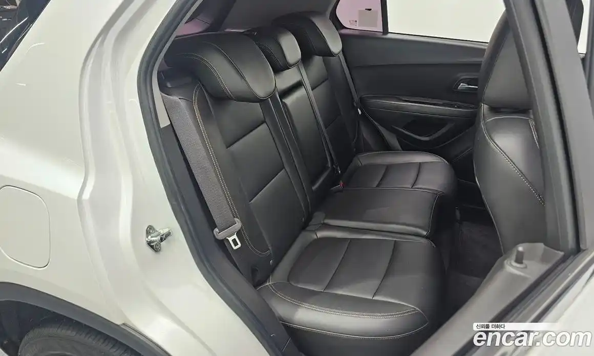 Chevrolet Trax 2017 1.6 Автомат в Москве № 819777, фото 12