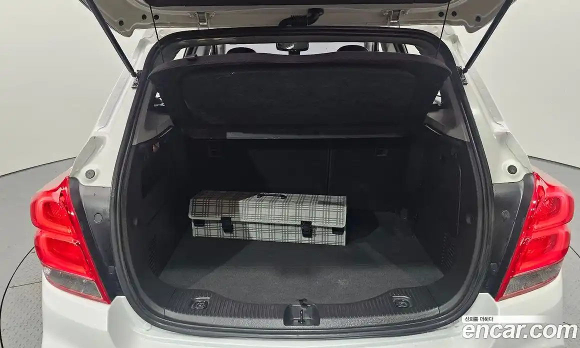 Chevrolet Trax 2017 1.6 Автомат в Москве № 819777, фото 20