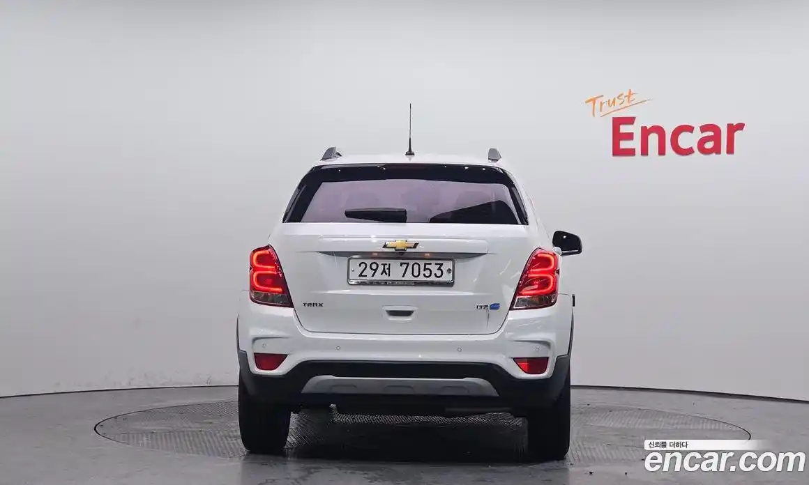 Chevrolet Trax 2017 1.6 Автомат в Москве № 819777, фото 4