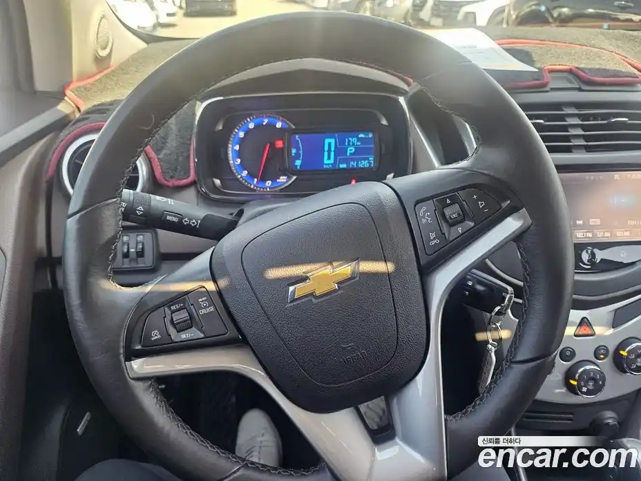 Chevrolet Trax 2014 1.4 Автомат в Москве № 820193, фото 11
