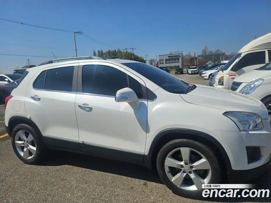 Chevrolet Trax 2014 1.4 Автомат в Москве № 820193, фото 2