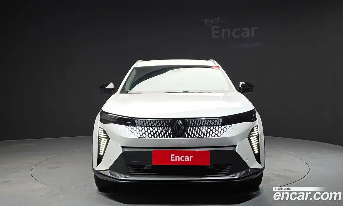 Renault Scenic 2026 0.3 Автомат в Москве № 820281, фото 3