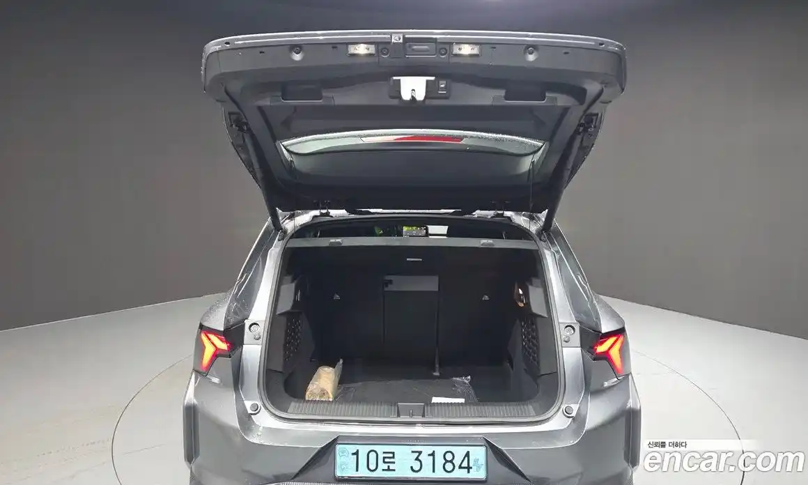 Renault Scenic 2026 0.3 Автомат в Москве № 820282, фото 20