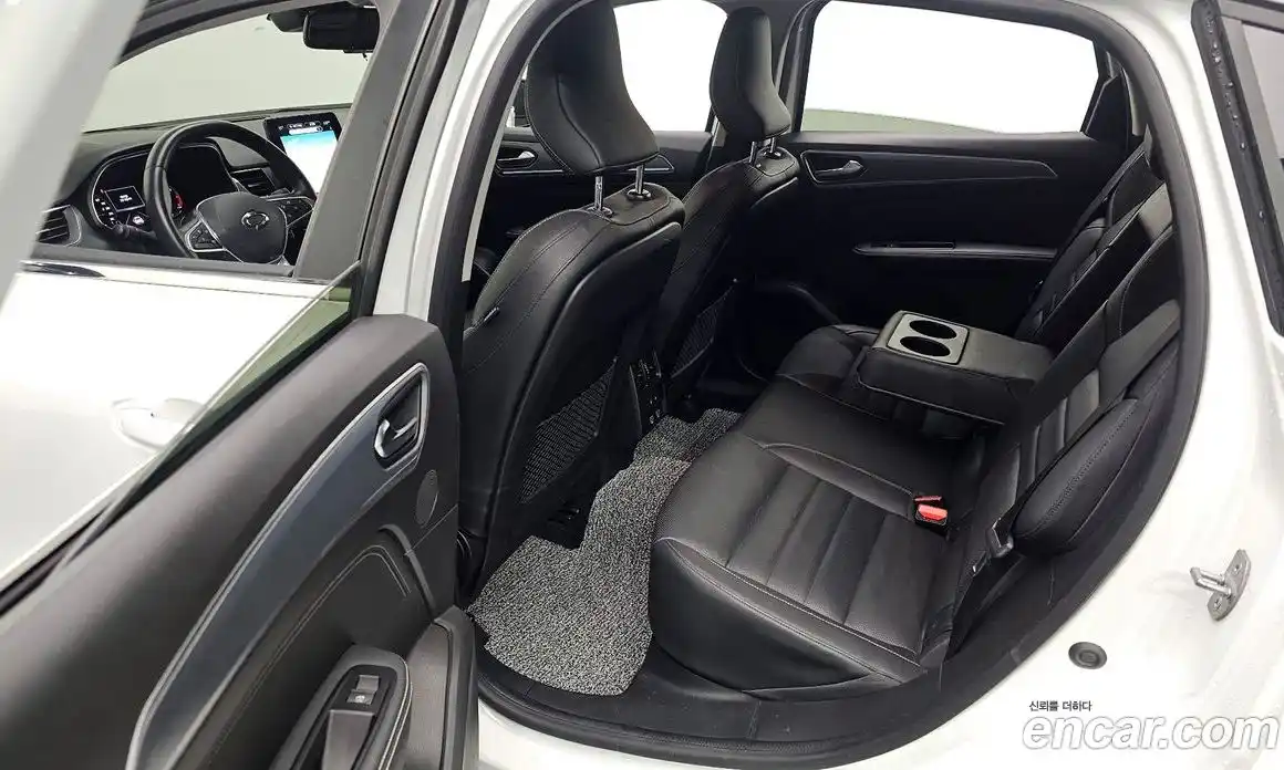 Renault XM3 2020 1.3 Автомат в Москве № 820600, фото 11