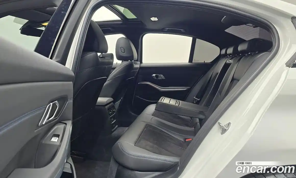 BMW 3-Series 2022 2.0 Автомат в Москве № 820987, фото 11