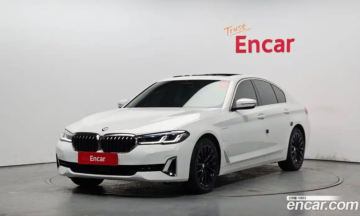 BMW 5-Series 2021 2.0 Автомат в Москве № 821270, фото 1