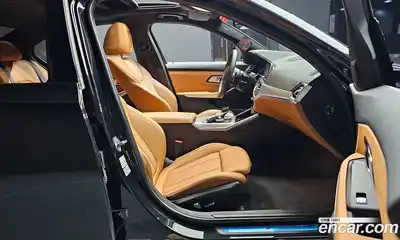 BMW 3-Series 2022 2.0 Автомат в Москве № 821318, миниатюра 10