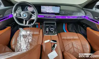 BMW 7-Series 2023 3.0 Автомат в Москве № 821524, миниатюра 7