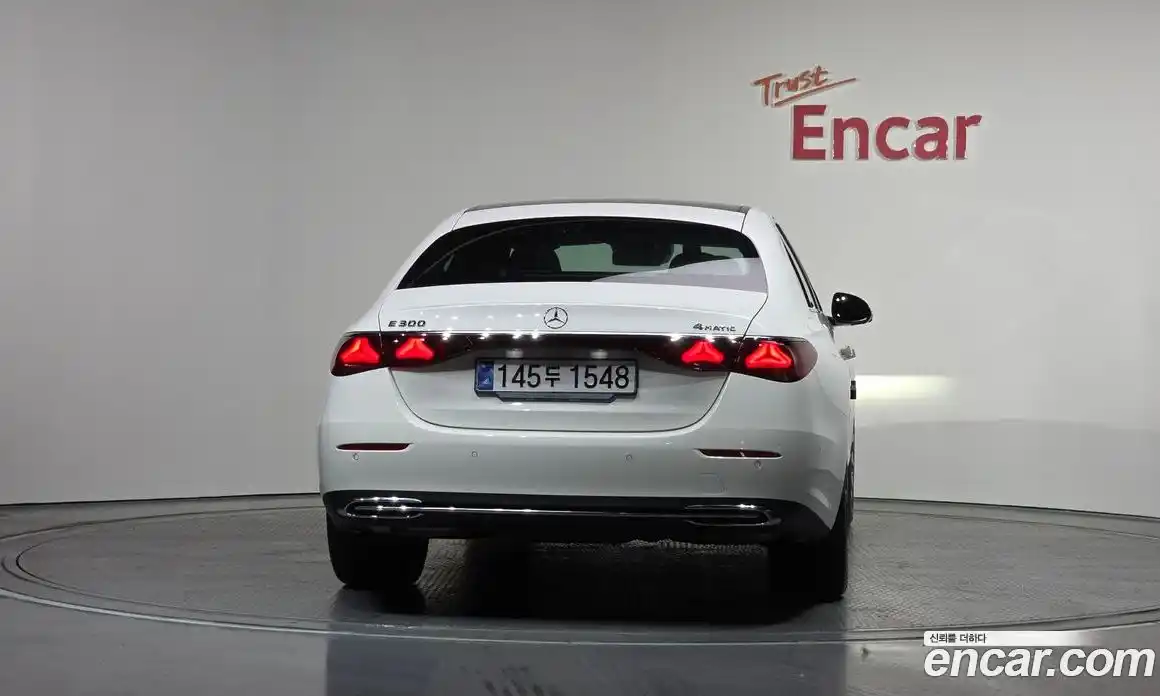 Mercedes-Benz E-Class 2025 2.0 Автомат в Москве № 821778, фото 3