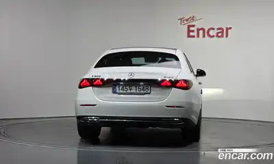 Mercedes-Benz E-Class 2025 2.0 Автомат в Москве № 821778, миниатюра 3